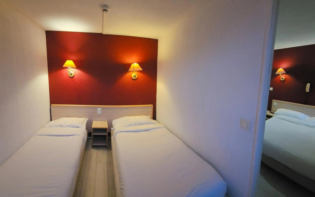 Hotel CORONA Lourdes