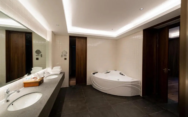 Narada Resortspa Nanxun Giant