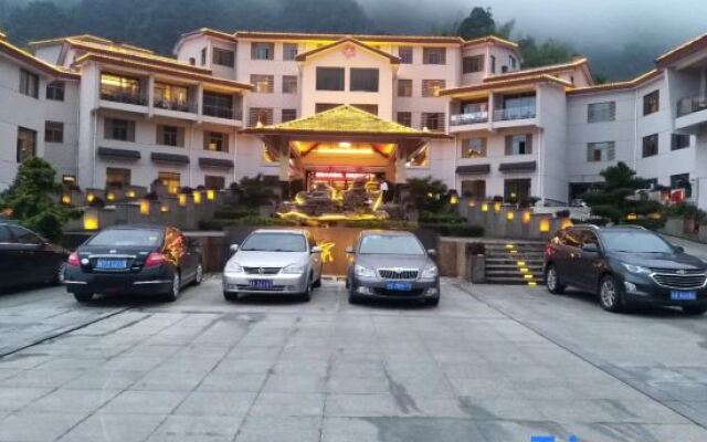 Jinchen Hotel