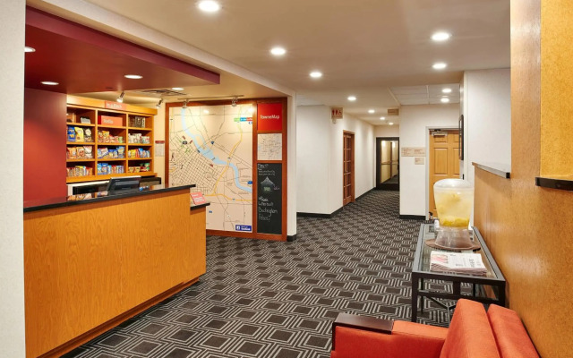 TownePlace Suites by Marriott Minneapolis Downtown/NorthLoop