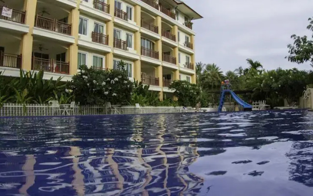 Palm Breeze Residence