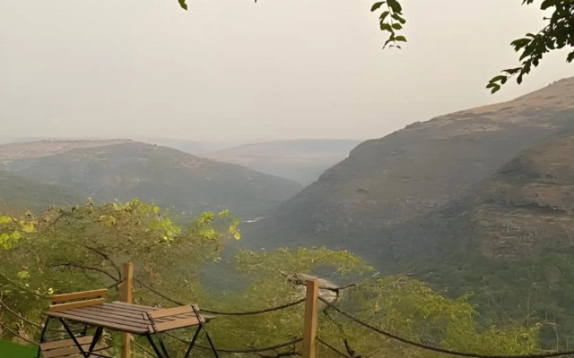Serene Glamping سيرين