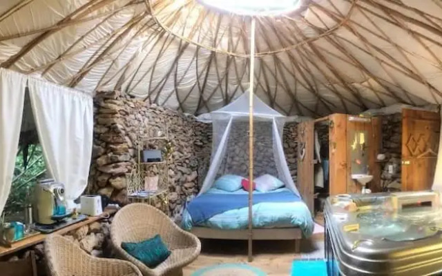 Ma Yourte en Provence