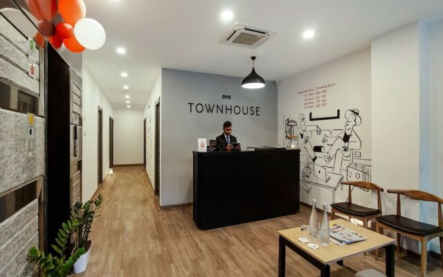 OYO Townhouse 075 Nagpur Airport