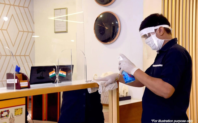 OYO 86469 Mahadev Hotel