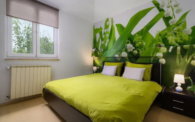 Cozy Apartment With Children Area