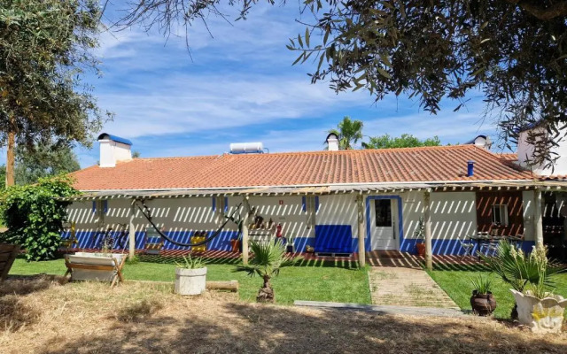 Monte das Aranhas Country House
