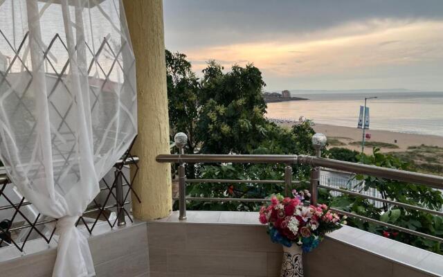 Lazur 2 Harmani Sabrina