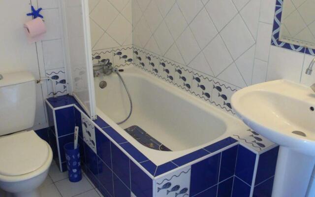 Appartement Le Lavandou, 2 pièces, 4 personnes - FR-1-308-92