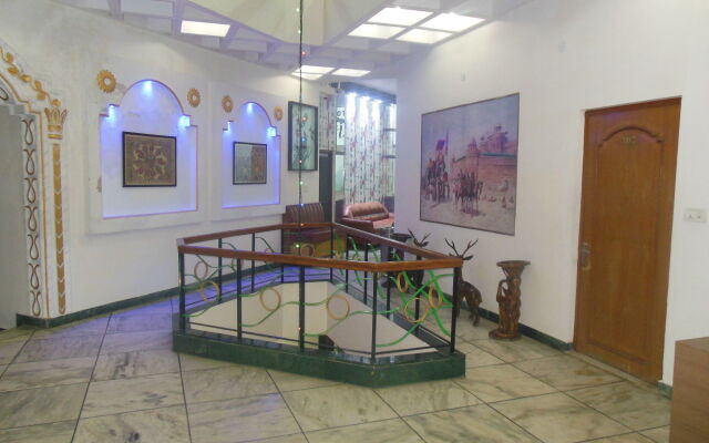 Hotel Taj Plaza