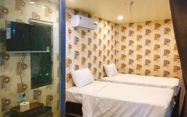 Babylon Ha Long Hotel