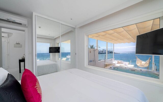 Lani's Suites de Luxe - Adults Only