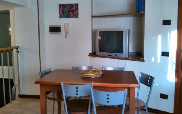 Rose Apartment