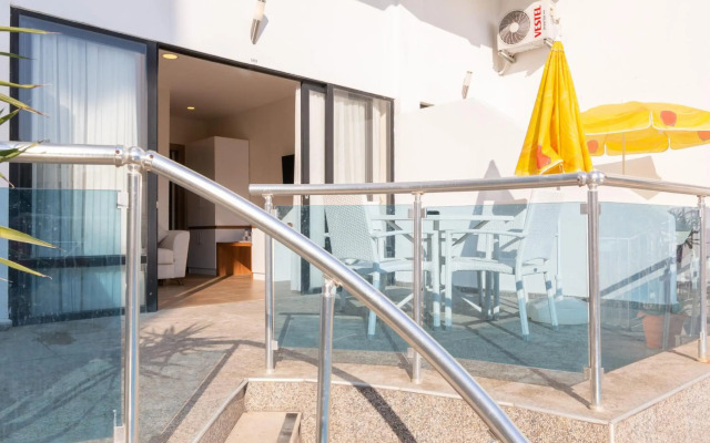 Ponz Boutique Hotel