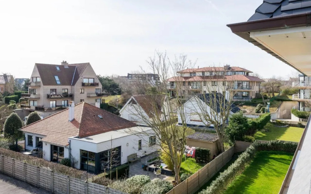 Tjenne 202 in Koksijde With a Sunny Terrace