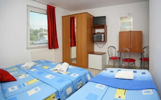 Apartments & Rooms Villa Petra