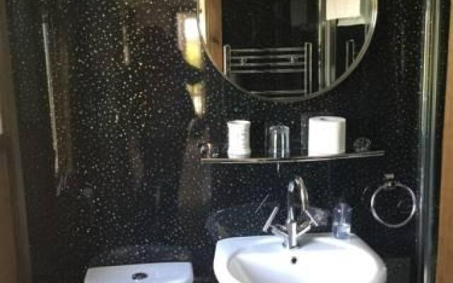 Henwick House Bed and Breakfast