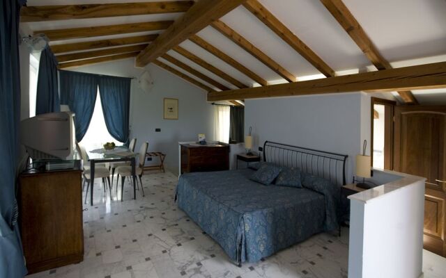 Le Ville Relais