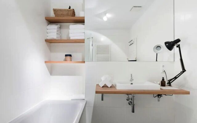 Top Luxury Space Spree Mitte Berlin