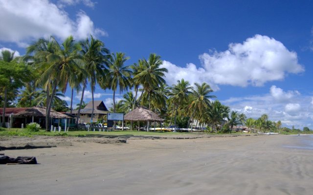 Travellers Beach Resort