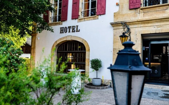 hotelImage