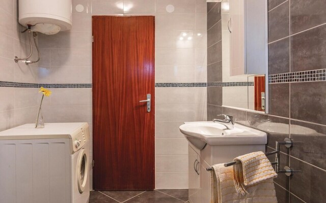 Nice Home in Sikici With Wifi and 2 Bedrooms