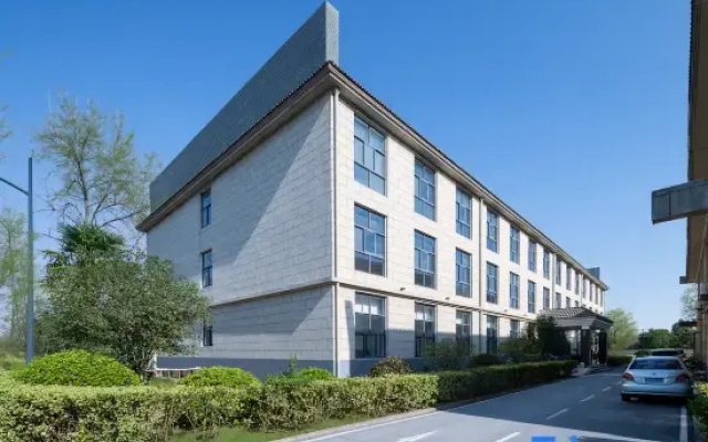 Yuan Yuan Holiday Hotel