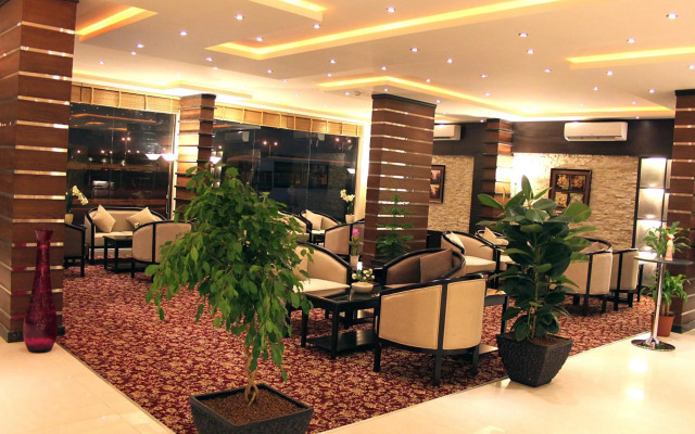 Rest Night Serviced Apartments - AL Nafal