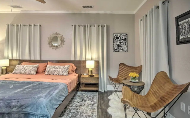 4 Mi to Dtwn: Dallas Gem w/ Furnished Patio