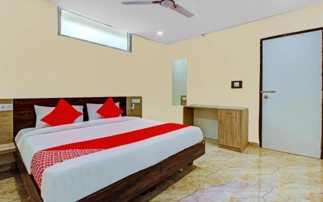 OYO 71922 AB7 Residency