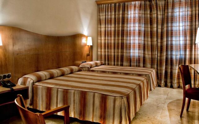 Hotel Aristol - Sagrada Familia