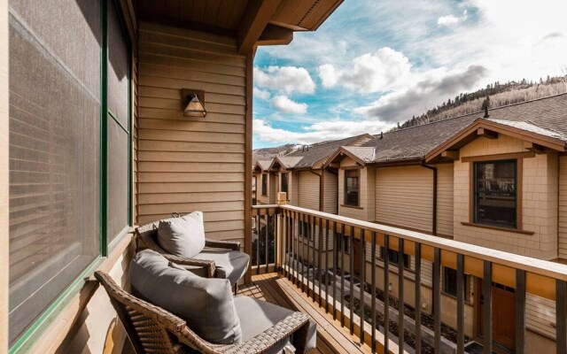 Greyhawk 24 by Identity Properties