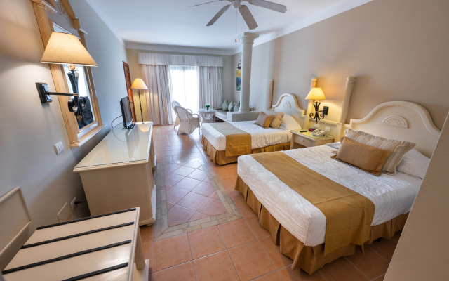 Bahia Principe Grand Turquesa - All Inclusive