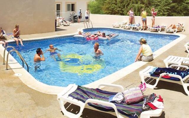 Apartamentos Vibra Caleta