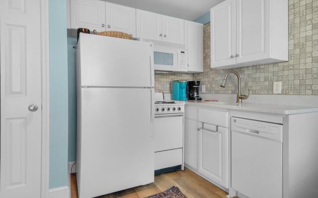 Majestic Beach Towers 1-2109