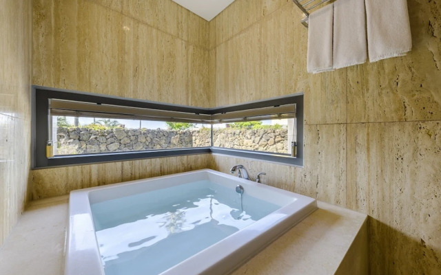 Stanford Hotel & Resort Jeju
