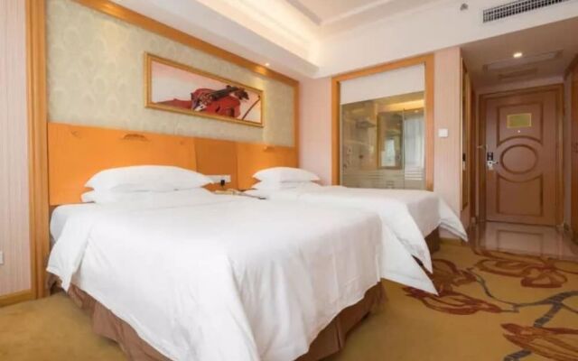 Vienna Hotel Shenzhen Gongming Nanhuan Road