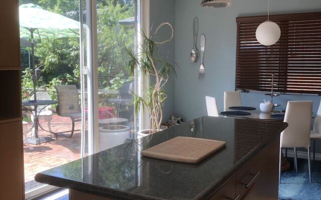 NYC Executive home upscale neighborhood