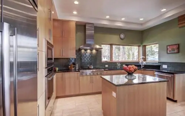 White Cloud Mountain Home