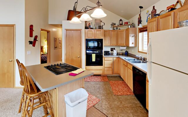 38 County Road Home #8506