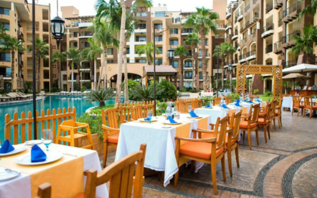 Villa del Arco Residences