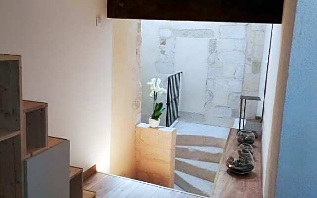 Les Greniers Du Château