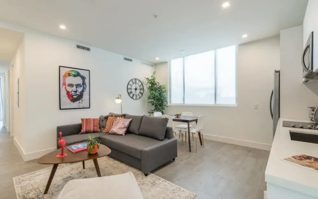 VHC Luxury Apartments 538 Apt. #202