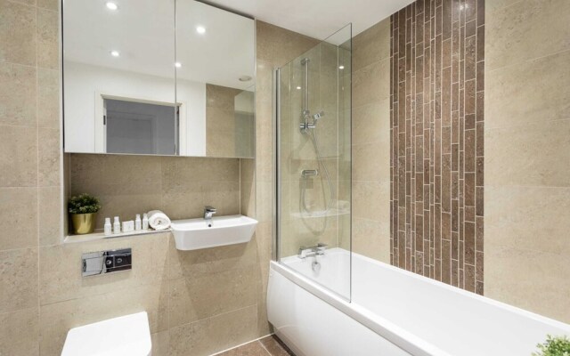 Stunning Brentford Penthouse