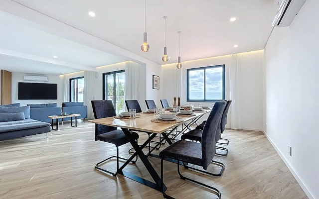 Breeze House 1 by Atlantic Holiday