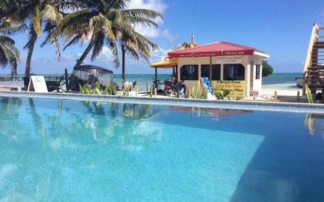 Club Rooms At Popeyes Beach Resort