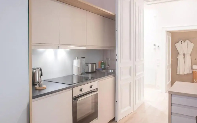 High Street Suites