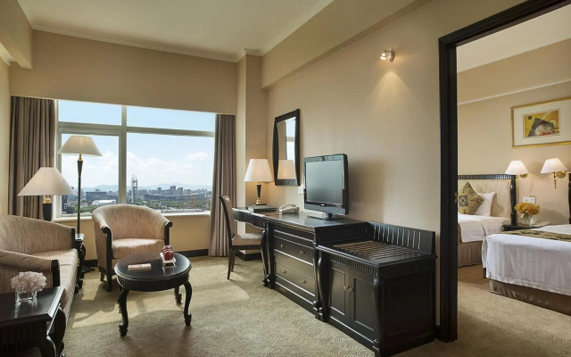 Celebrity International Grand Hotel