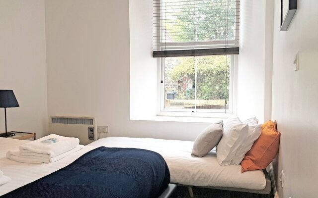 BlueOne Serviced Apartments-Sandon House