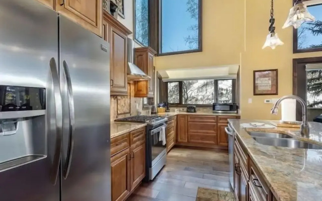 Potato Patch Club - 5 Br Townhouse